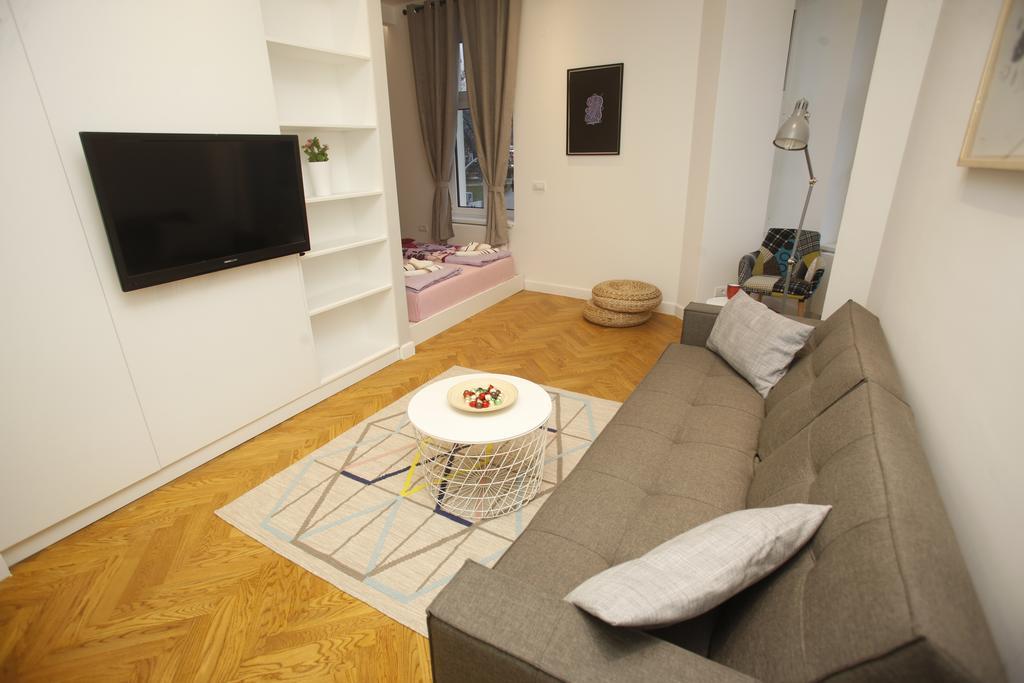Tramvaj Apartments Belgrado Esterno foto