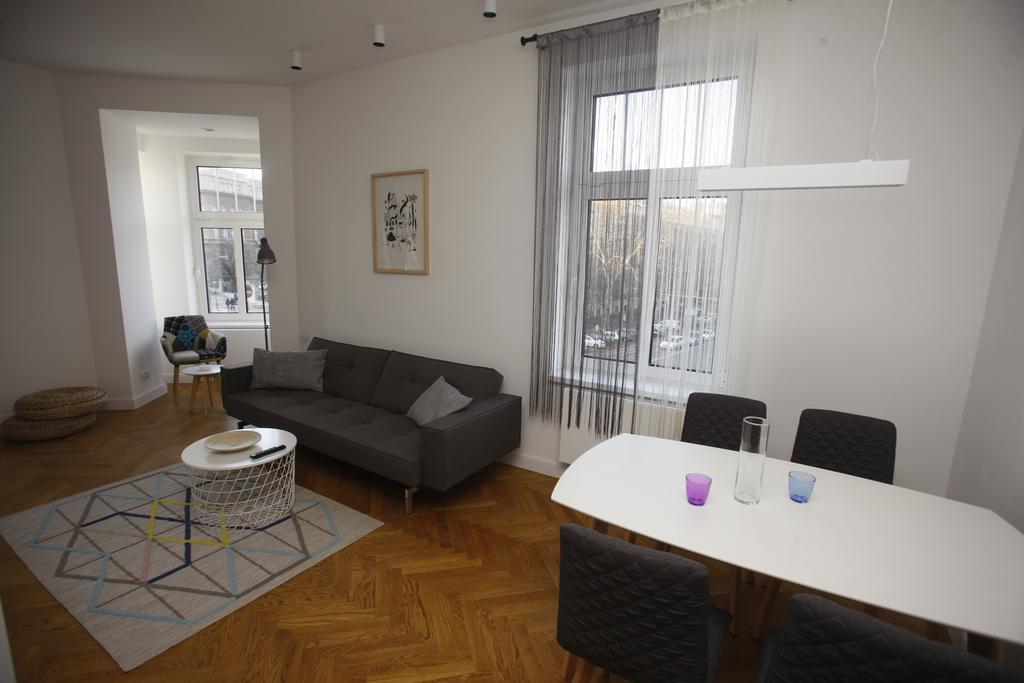Tramvaj Apartments Belgrado Esterno foto